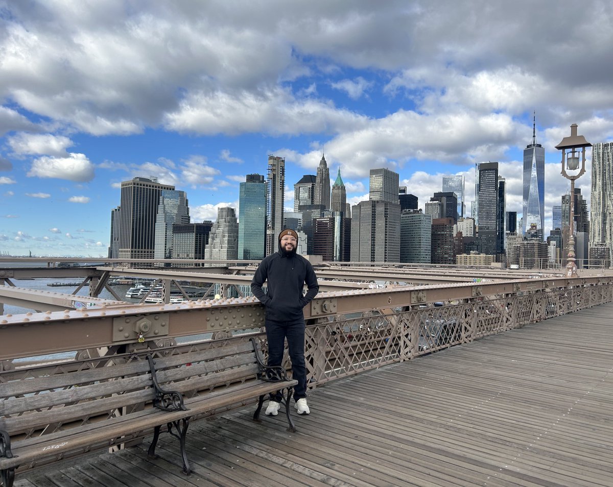 echee_10's tweet photo. NYC 🗽 https://t.co/LOeAHLc1gU