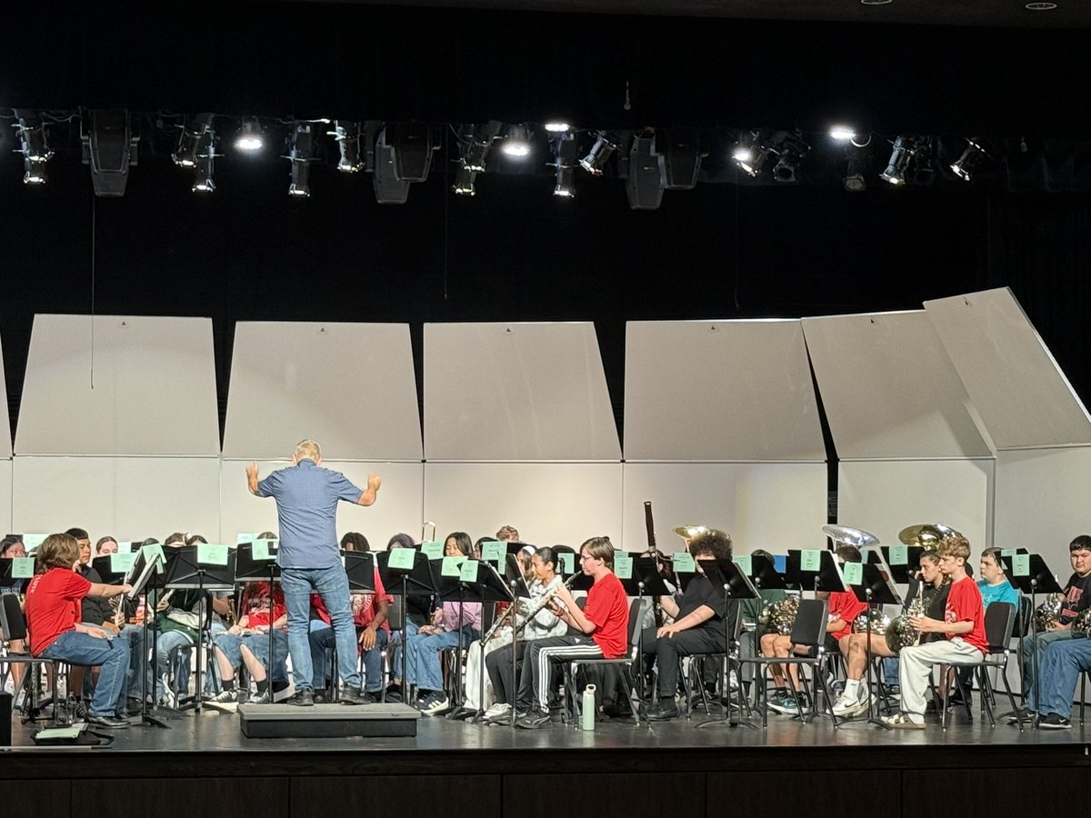 Autumn Ridge Gator Band tweet media