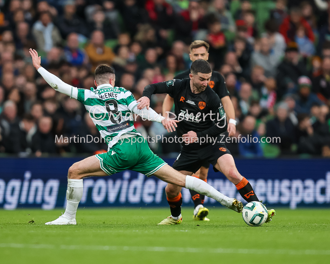 martydot2's tweet photo. FT: @ShamrockRovers 2-0 @CorkCityFC @ExtratimeNews @DublinGazette @examinersport @echolivecork @FAIreland @LeagueofIreland @RTEsport @CanonUKandIE #SportsDirectCupFinal #CupFinal #SportPhotography #IrishSoccer #CCFC84 #FAICupFinal https://t.co/haKmj829Yv