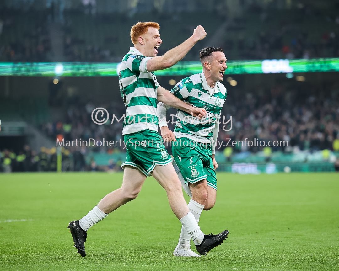 martydot2's tweet photo. FT: @ShamrockRovers 2-0 @CorkCityFC @ExtratimeNews @DublinGazette @examinersport @echolivecork @FAIreland @LeagueofIreland @RTEsport @CanonUKandIE #SportsDirectCupFinal #CupFinal #SportPhotography #IrishSoccer #CCFC84 #FAICupFinal https://t.co/haKmj829Yv
