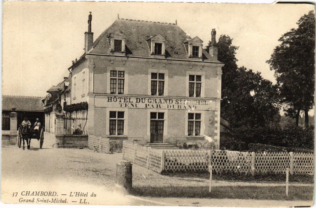 AzguendareMc's tweet image. Inspired by Hotel du grand Saint-Michel, Chambord, 1905