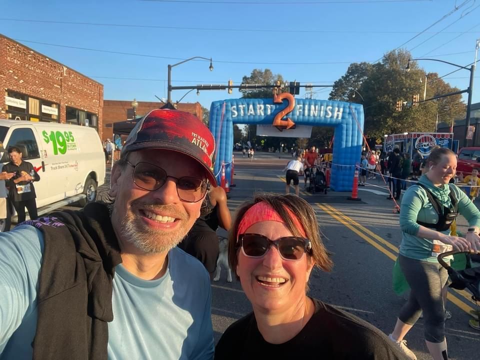 balancedrunning's tweet photo. Veterans Day Guide: Free Meals, Races &amp; Ways to Give Back 🇺🇲 - https://t.co/MXAnD21gW6 https://t.co/B5pE71qVi6