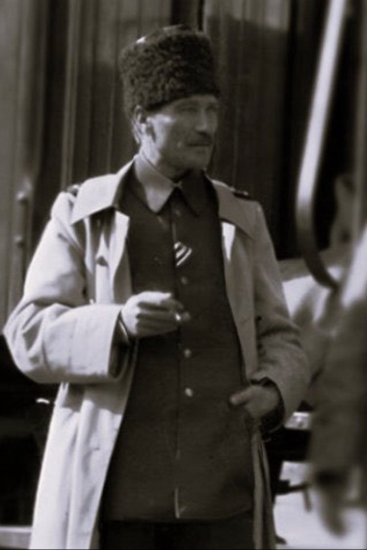atk_1881's tweet photo. Dünyanın gördüğü en büyük lider: Gazi Mustafa Kemal Atatürk. 
Ne mutlu bize ki büyük Türk milletinin bağrından çıktı. 

Sonsuz saygı ve minnetle Atam! https://t.co/KgcB6Hg43C