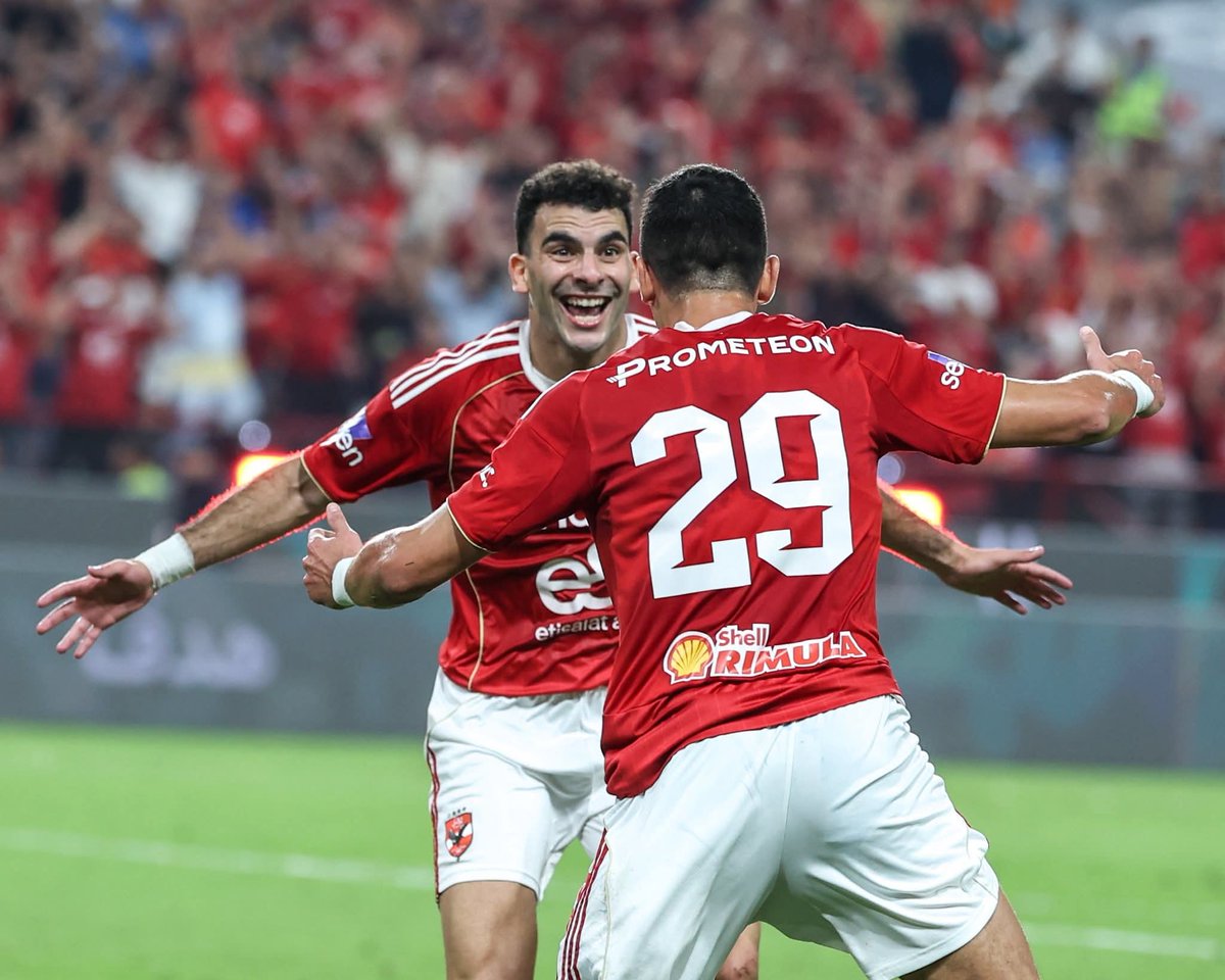 ramezgalal's tweet photo. الاهلى نمرة واحد 🦅 واللي ينكر ده يبقى جاحد 😂❤️
مبروك السوبر يا وحوش 🦅💪🏆 https://t.co/YVghbh3Hvu