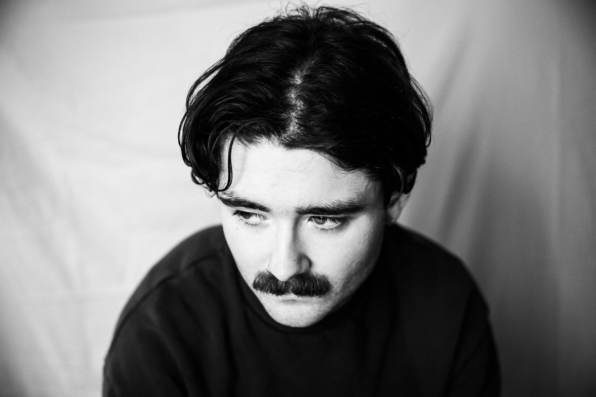 321Kieran's tweet photo. 🚨On Tonight's FULL #NovaGuestlist:
💽Classic LPs @MBVofficial &amp; #Sinead;
📞@Anamoe_Drive Chats!
🎪#Pebbledash Live Review;
🔥NEW @TheScratchMusic &amp; @AffectiontoRent;
☘️+ @CABL_the_Band @CliffordsBandIE @MurderCapital_ @TheRosecaps;
📻LIVE #Radionova NOW-what do YOU need to hear? https://t.co/h7sXv13Q5u