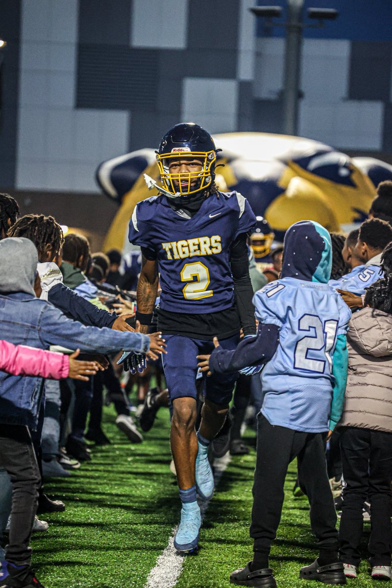 The 2024 season wasn’t the outcome we hoped for as a team, but it was a strong year of personal growth and development for myself. I’m locked in and ready for a big offseason — focused on workouts, camps, and upcoming college visits (unofficial &amp; official) as I prepare for my