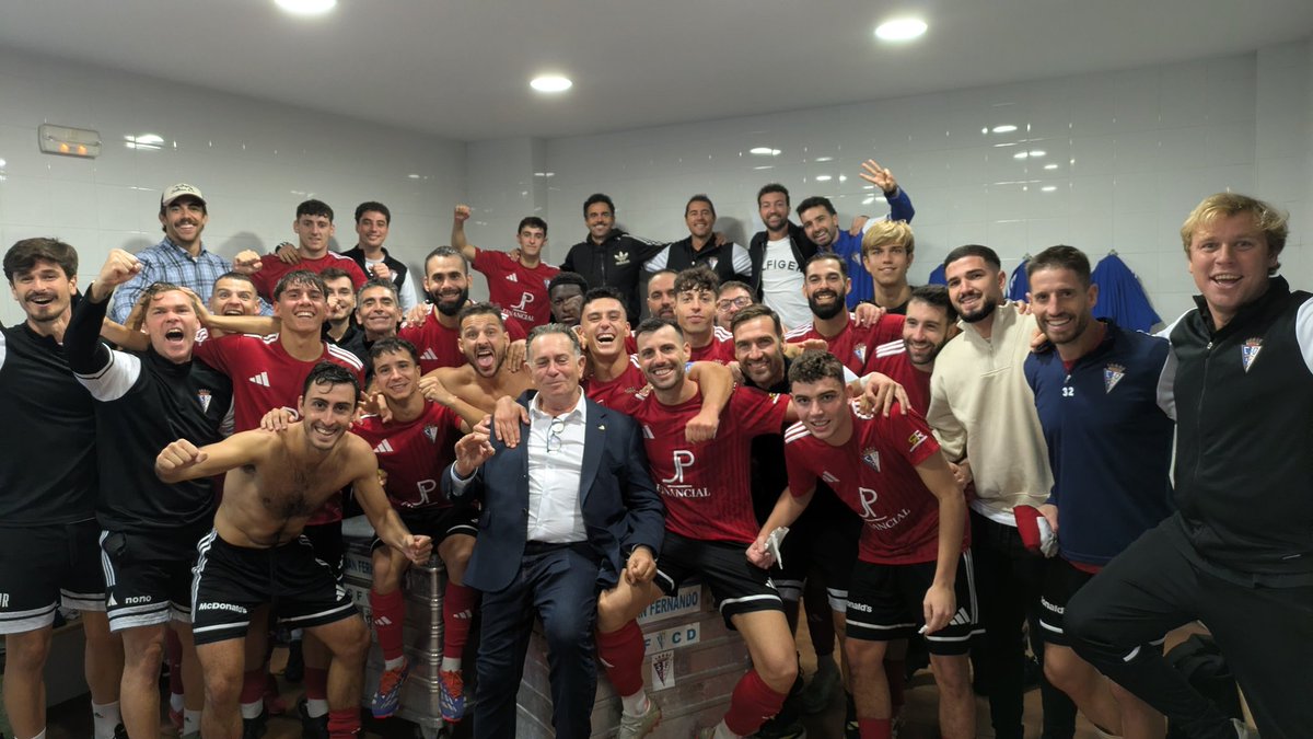 _CDSanFernando's tweet photo. 🦁  ¡𝒀 𝒆𝒍 𝒍𝒆𝒐́𝒏 𝒓𝒖𝒈𝒊𝒐́ 𝒆𝒏 𝑪𝒐𝒏𝒊𝒍!

✅ 7/7

#CDSanFernando1940 https://t.co/HRUJHaympR
