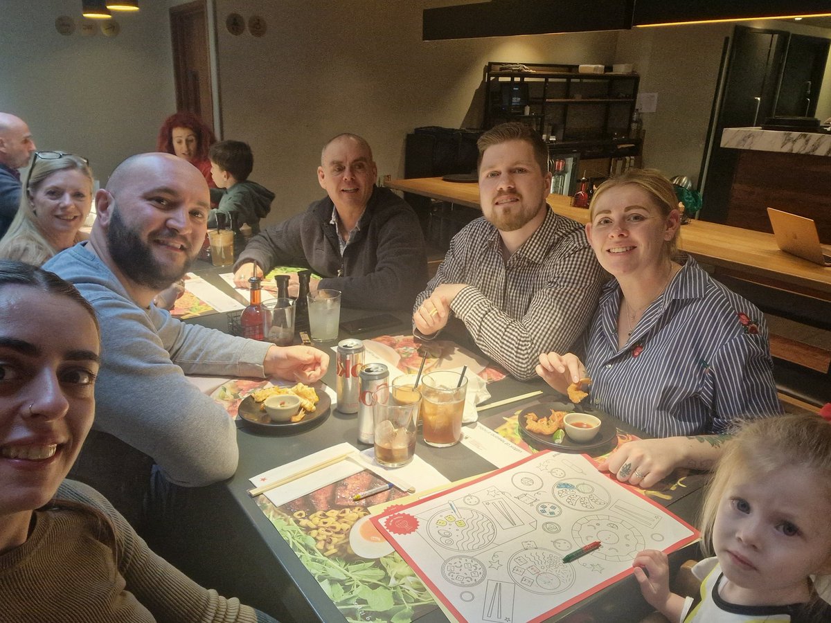 shaun_chalky's tweet photo. Post Remembrance family dinner https://t.co/37og6DvMC8