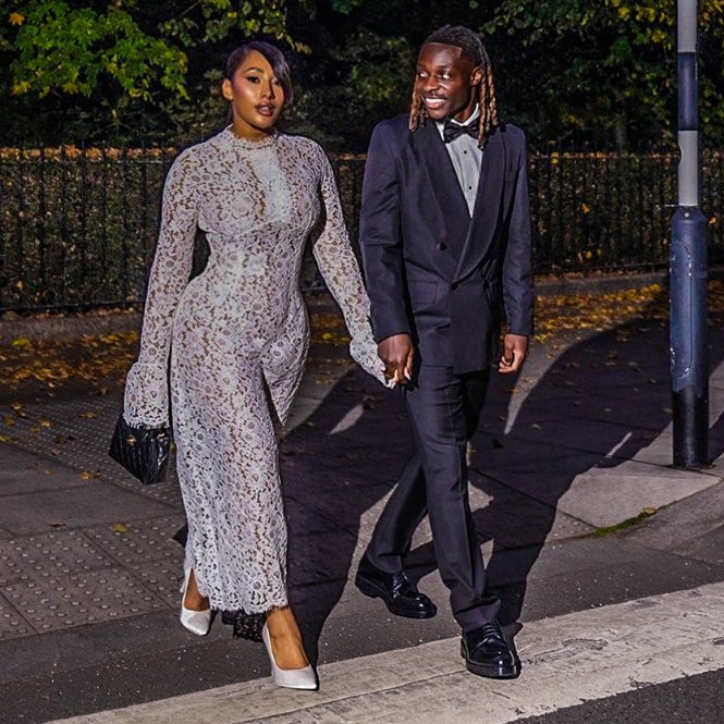 Doku got married and suddenly became the best winger in the world 😭