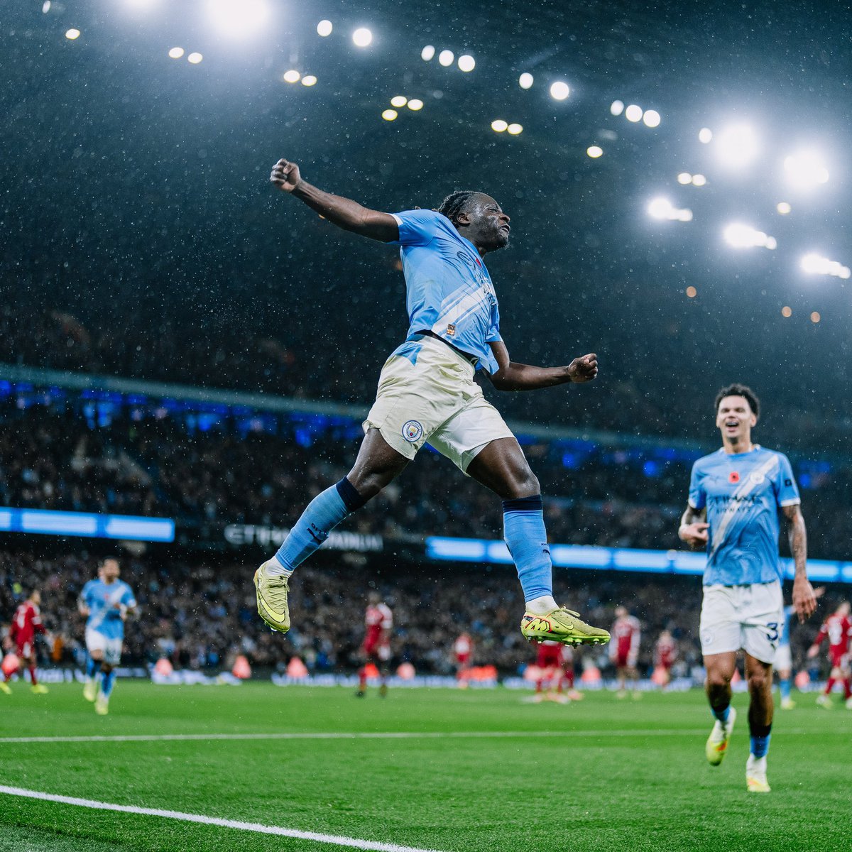 manu3llo's tweet image. thank you 🥹🩵