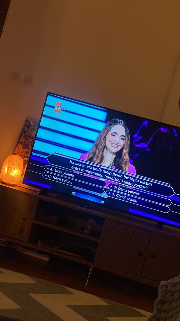 leknbr's tweet photo. AY MELISMELISYA YARISMAYA KATILMIS CABUK ATV ACIN SHDJDJSHSHSHSH https://t.co/gI5dFxMD8W