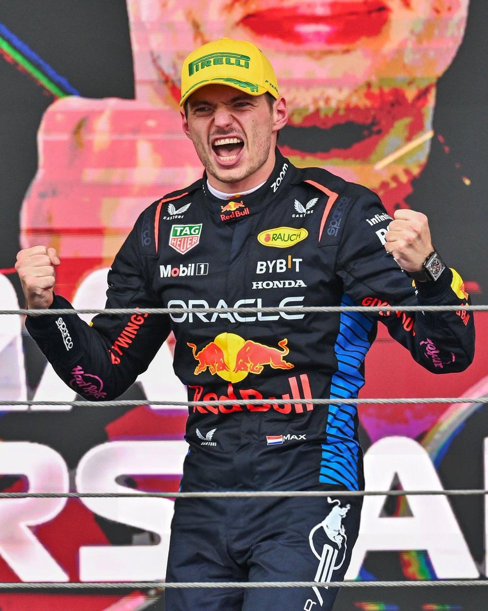 🇧🇷 | Max Verstappen finalizó P3 en Brasil.

DESDE EL PIT AL PODIO, ES EL MEJOR PILOTO DE LA HISTORIA Y NO SE DISCUTE.