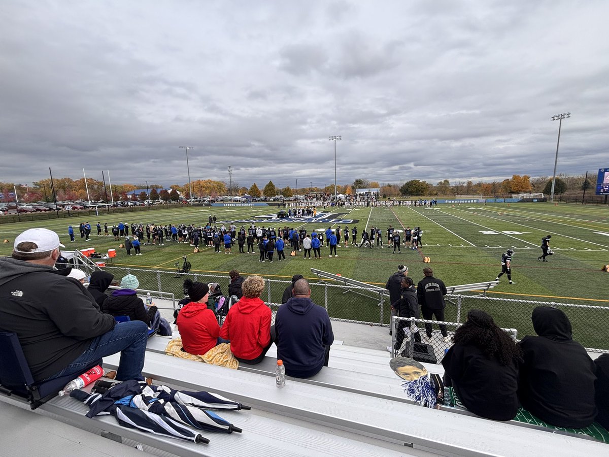 Had a great time visiting <a href="/AU_SpartanFB/">Aurora University Football</a> this Saturday. Thank you <a href="/CoachRgehlert7/">Coach Gehlert</a> and @DonBeebeNFL for the opportunity!