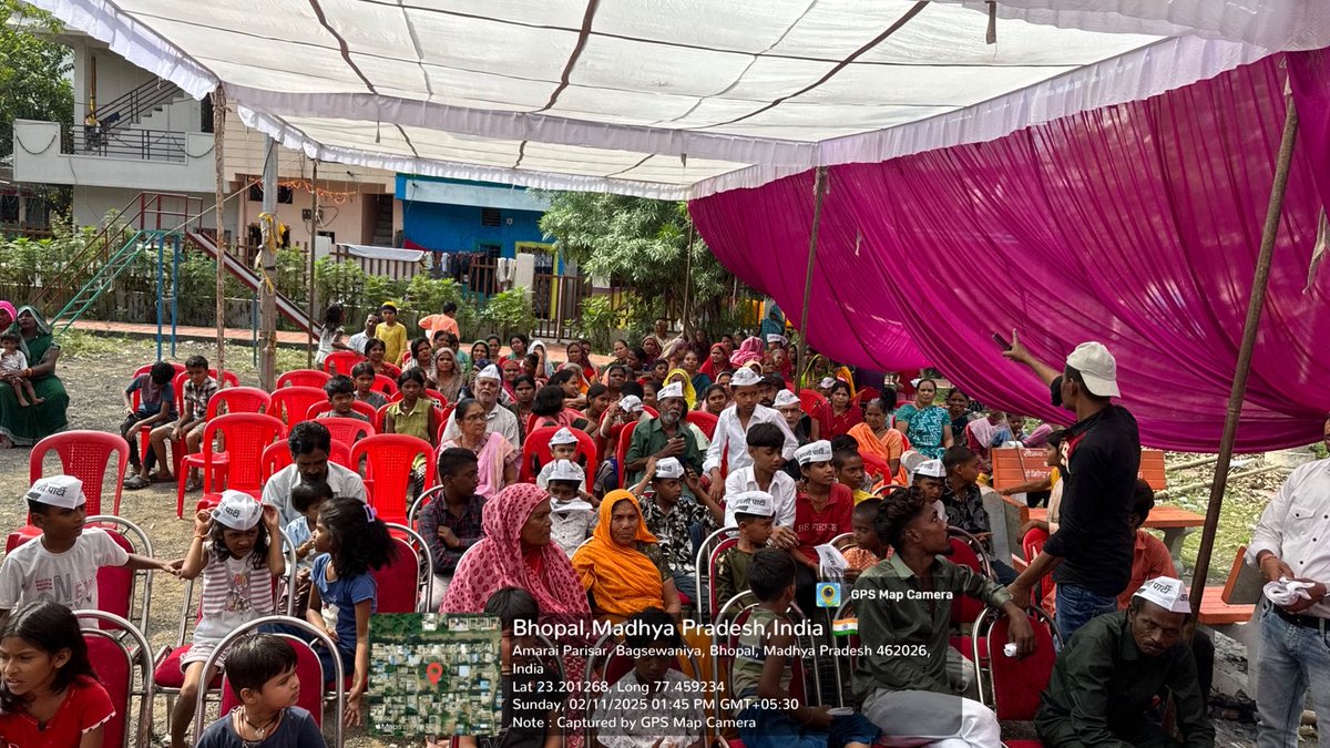 आम आदमी पार्टी द्वारा जारी मध्य प्रदेश जोड़ो अभियान के तहत वरिष्ठ पार्टी नेता शैली छाबड़ा द्वारा भोपाल के वार्ड क्रमांक 54 अमराई बस्ती में की गई जनसभा ।

गत दिनों शुरू हुए मध्य प्रदेश जोड़ो अभियान की श्रृंखला में आयोजित सभाओं में ये थी सेंतीसवीं  जनसभा। <a href="/ArvindKejriwal/">Arvind Kejriwal</a> 
<a href="/msisodia/">Manish Sisodia</a>