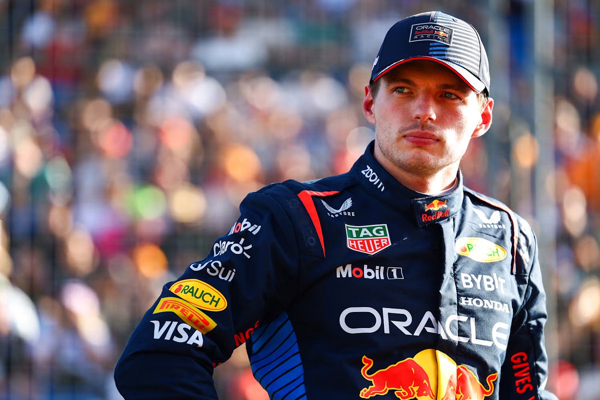 blog_formula1's tweet image. SHOW DE MAX VERSTAPPEN: DO PIT LANE PRO PÓDIO!