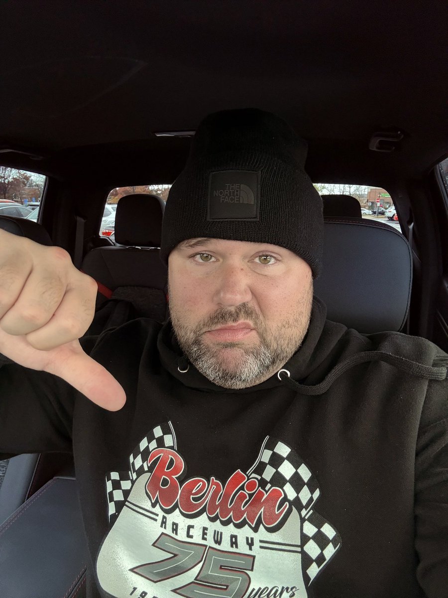 Mikey2082's tweet photo. Anybody else missing @NASCAR this weekend? π
#NASCAR | #OffSeasonSucks https://t.co/8nr6Viv0CU
