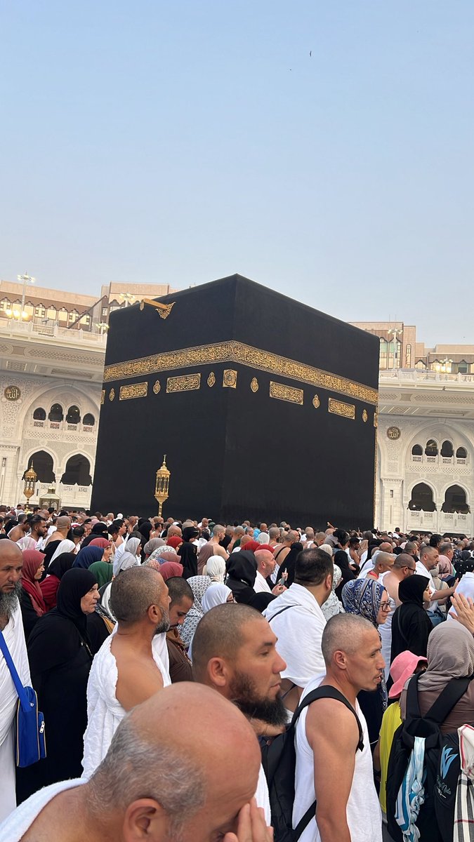 ﴿رَبَّنا تَقَبَّل مِنّا إِنَّكَ أَنتَ السَّميعُ العَليمُ﴾ 🤍