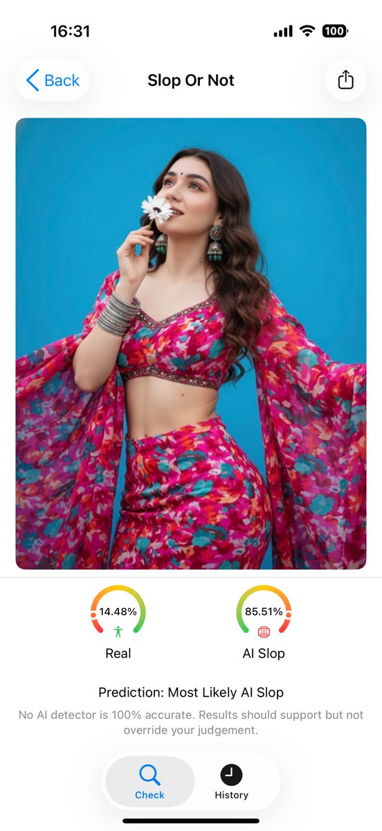 SlopOrNotAI's tweet image. Detecting Nano Banana-generated AI slop has never been this easy.