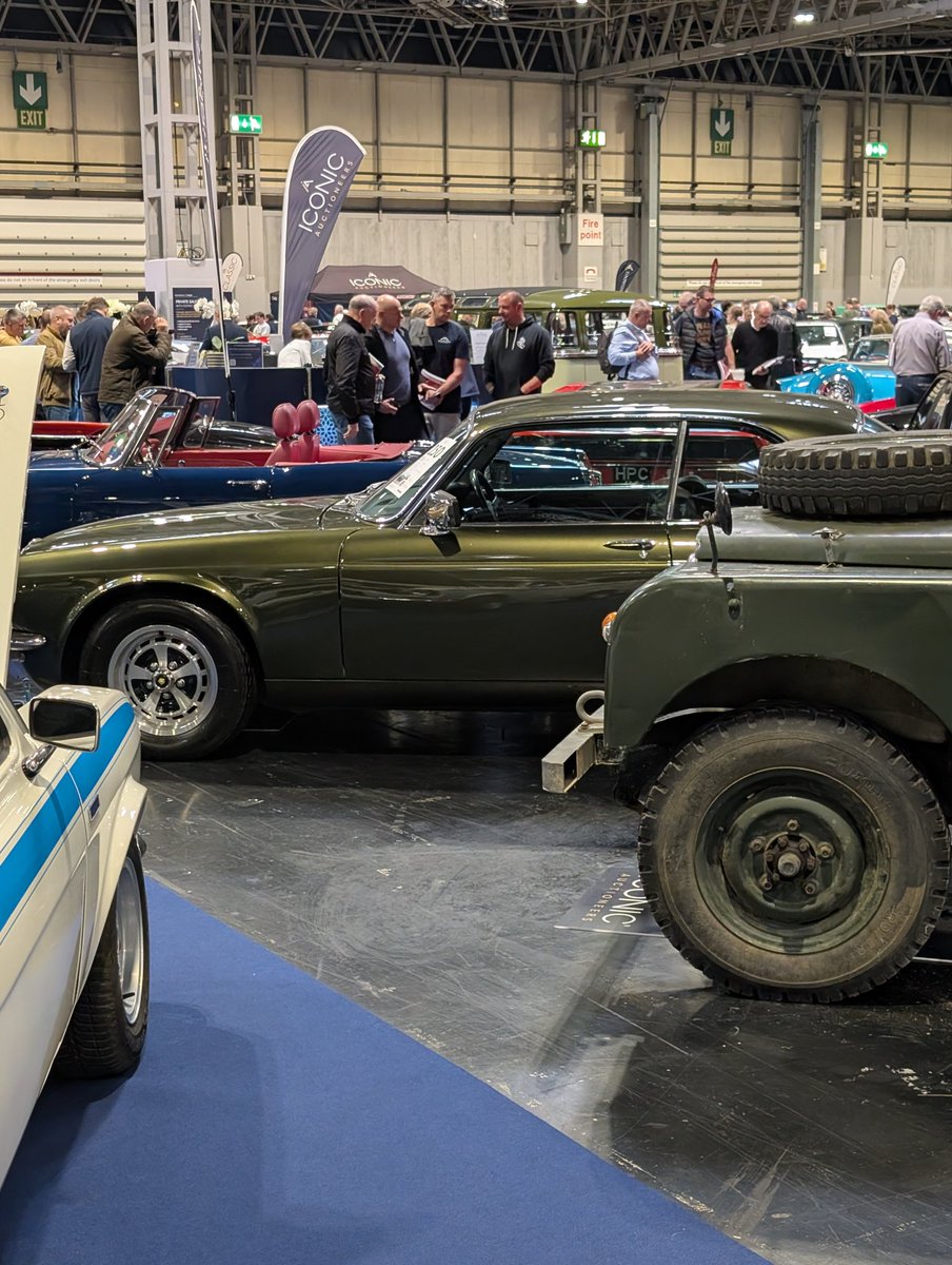 LeeEagleton's tweet photo. @harrym_vids @YouTube So cool to see the cars today hope their new owners use them properly https://t.co/DKqBLpApI2