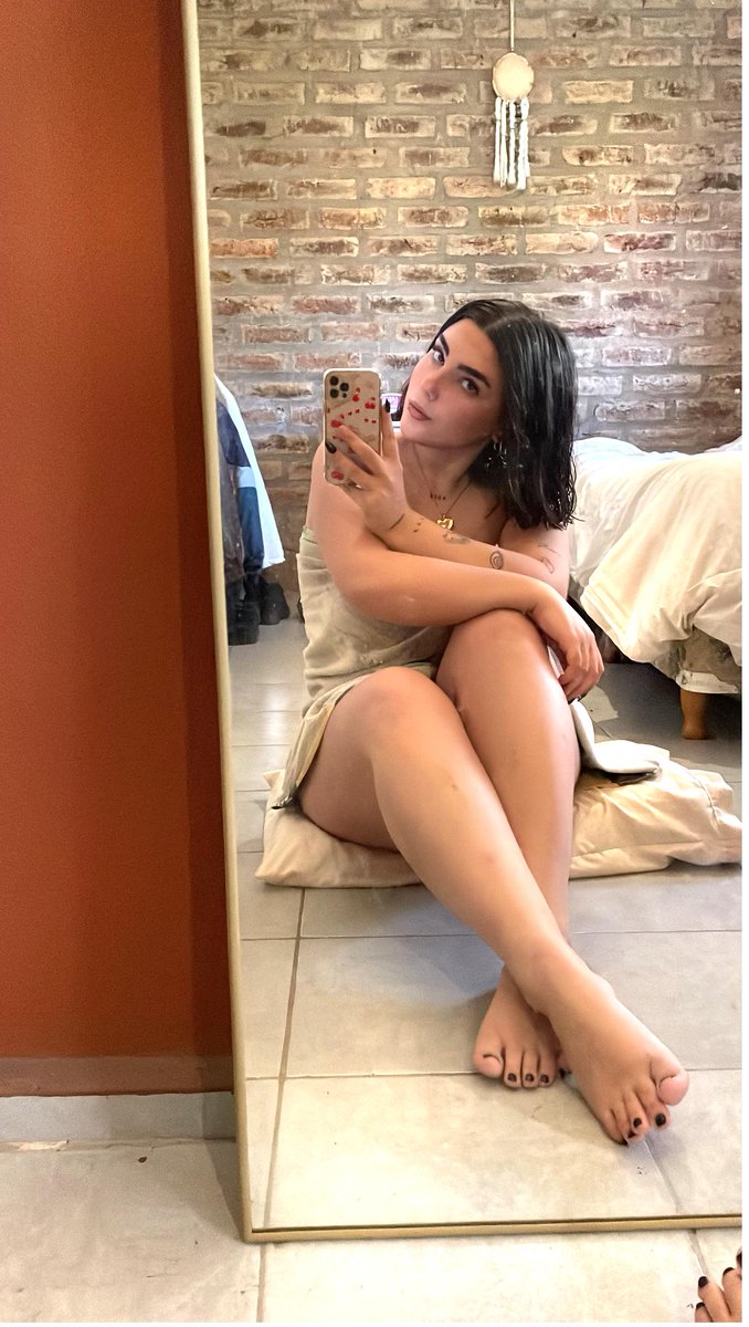 emmaaabmethodsh's tweet image. made by an angel