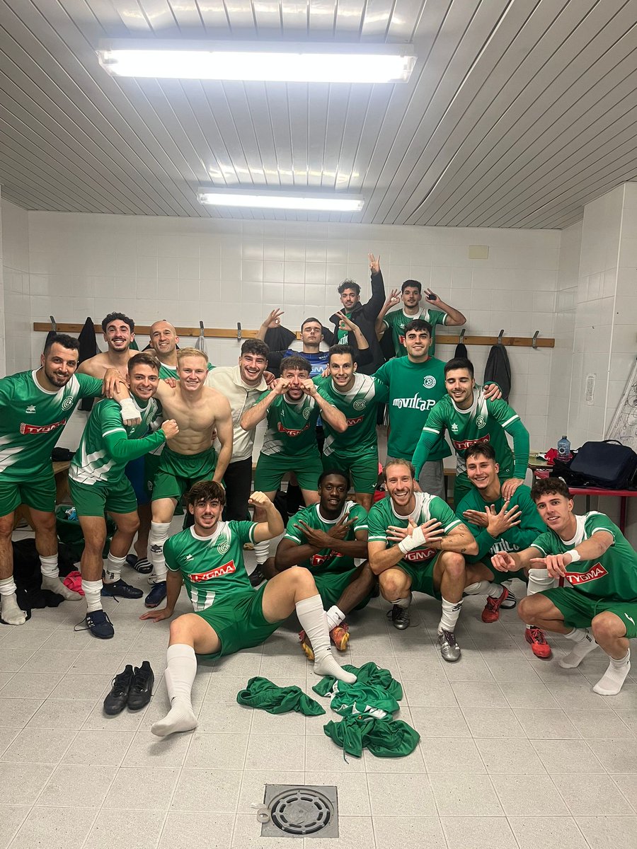 CPChinato's tweet photo. 💚 Nuevo +3 para nuestro equipo 💪
⚽  𝘿𝙞𝙚𝙜𝙤 𝙍𝙤𝙙𝙧𝙞́𝙜𝙪𝙚𝙯 
Desde los once metros, transformó el penalti con gran seguridad 💪

Gran victoria que nos aúpa hasta la 4ª posición en la clasificación 🏆
Seguimos trabajando con la misma ilusión y compromiso de siempre ⚽ https://t.co/QrT896VM3s