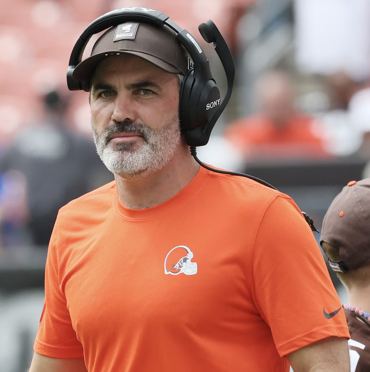Yikes: Browns fans are calling for the team to “Fire” HC Kevin Stefanski for his treatment of star rookie QB Shedeur Sanders.  

Many fans believe Stefanski is not giving Sanders a fair chance to succeed in Cleveland. Especially after the team just lost to the Jets and is now