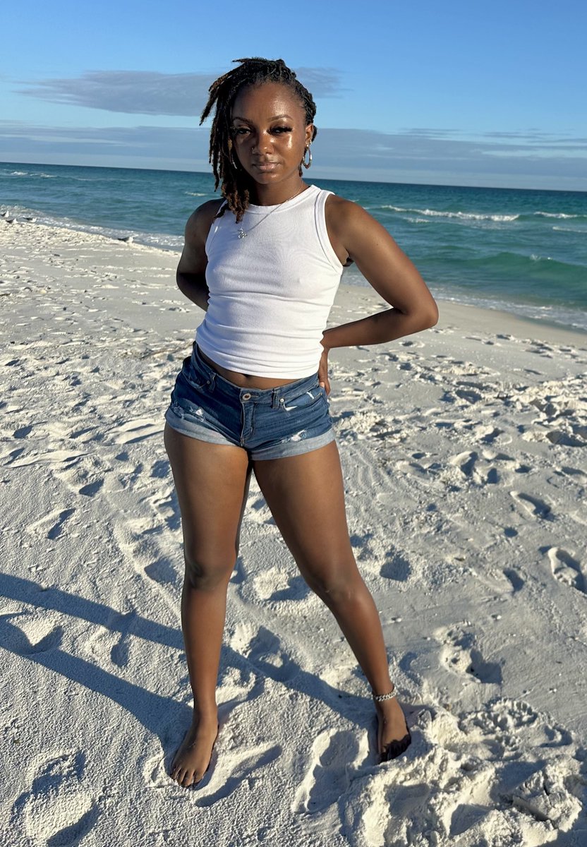 amormya_'s tweet photo. lil media update. 🏖️ https://t.co/lBbCsj4DoL