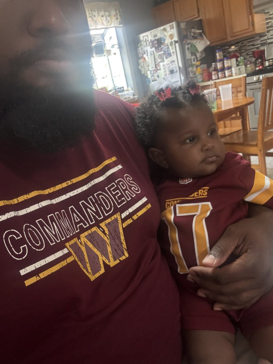 SnizzyKnowsBest's tweet image. Yall already know what we on in this household #HTTC #RaiseHail