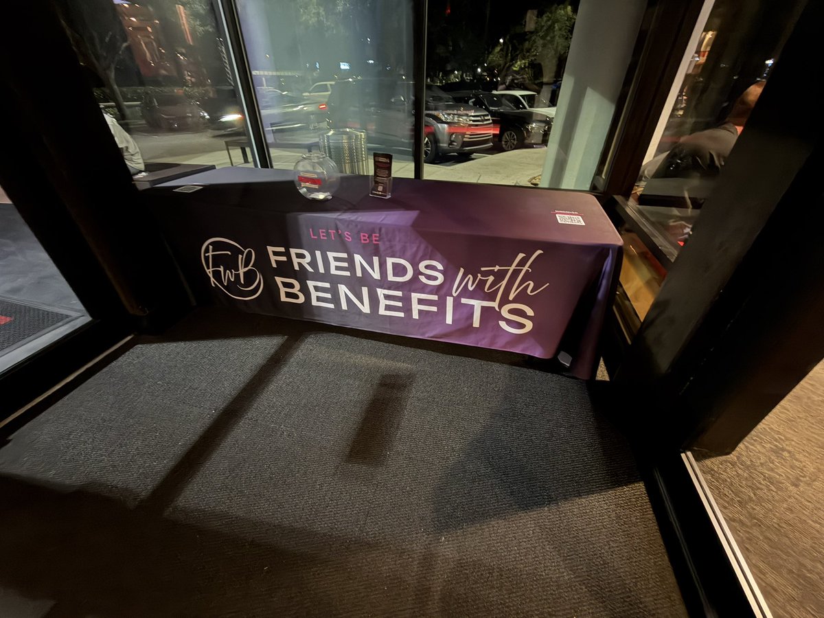 siraim's tweet image. Went to dinner last night… I’m super interested in their new promotion…