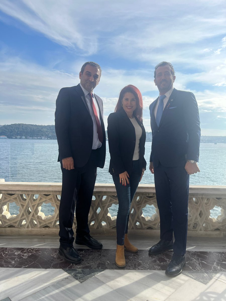 buldukipek's tweet photo. https://t.co/rOMwUiJ6BC tarafından düzenlenen PENFEST'in https://t.co/qUp6Ynt9Tx, 8/9 Kasım tarihlerinde İstanbul Çırağan Palace Kempinski'de gerçekleşti. Nazik davet için Pelin hocam, Faruk bey ve Orçun beye  çok teşekkür ederim. Uzun yıllardır görmediğim meslektaş &amp;dostlarlar🧿 https://t.co/dex8GZCmw1