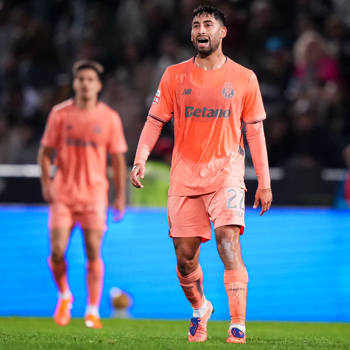 Let’s 𝐤𝐞𝐞𝐩 𝐢𝐭 𝐠𝐨𝐢𝐧𝐠 ⌛️

#FCFFCP