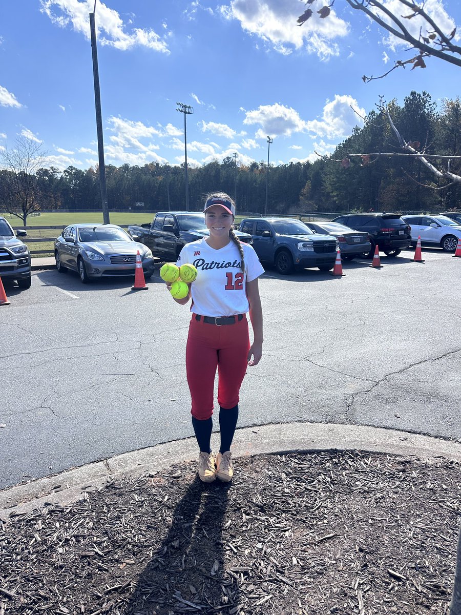 kyndall_landry's tweet image. Some highlights from Veteran’s Tribute in Atlanta this weekend! 
3 💣💣💣’s 
ERA: 0.000 - SO: 17 
@MarucciPatsBR @ExtraInningSB @CoachRonFrost @CoachAlyHab @LATechSB_Cohen @LionUpSoftball @Coach_AVazquez @nicole_pinney6 @LacyPrejean @Jamie_Trachsel