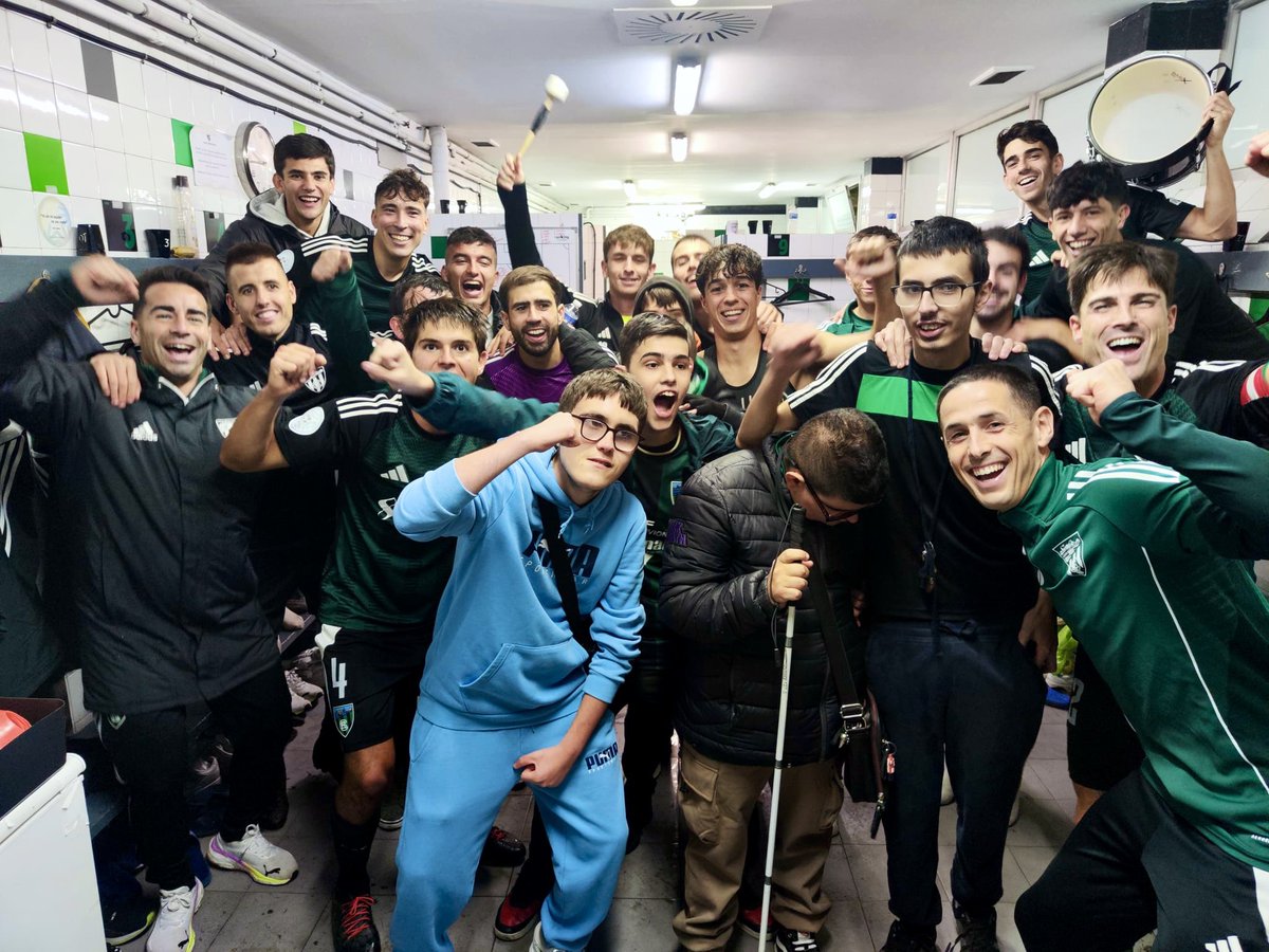 𝘽𝘼𝘼𝘼𝘼𝘼𝘼𝘼𝘼𝘼𝘼𝘼𝘼𝘼𝘼𝙄!

#SestaoRiverUDLogroñés | #GoazenRiver