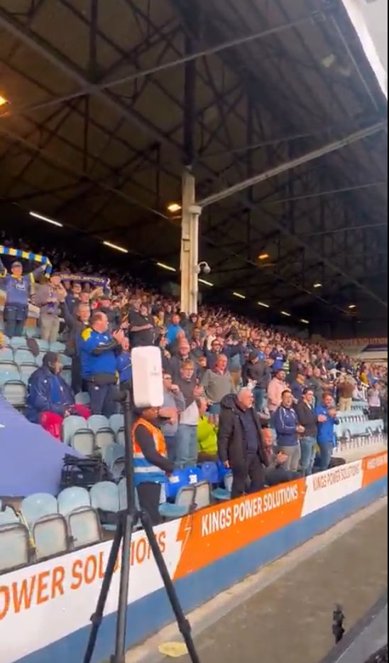 LeagueOne25's tweet image. 1,318 AFC Wimbledon fans at Peterborough United yesterday 👏 

Terrific dedication from all fans that travelled despite the 5-0 loss

Credit to you all

#AFCW #pufc