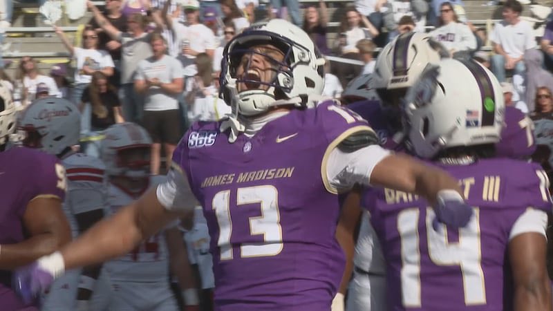 RANK EM’!

For the first time this season, James Madison is picked in the AP Top 25 poll, coming in at number 24.

Now 8-1 (6-0 SBC) on the year, the Dukes return home on Saturday to host App State.