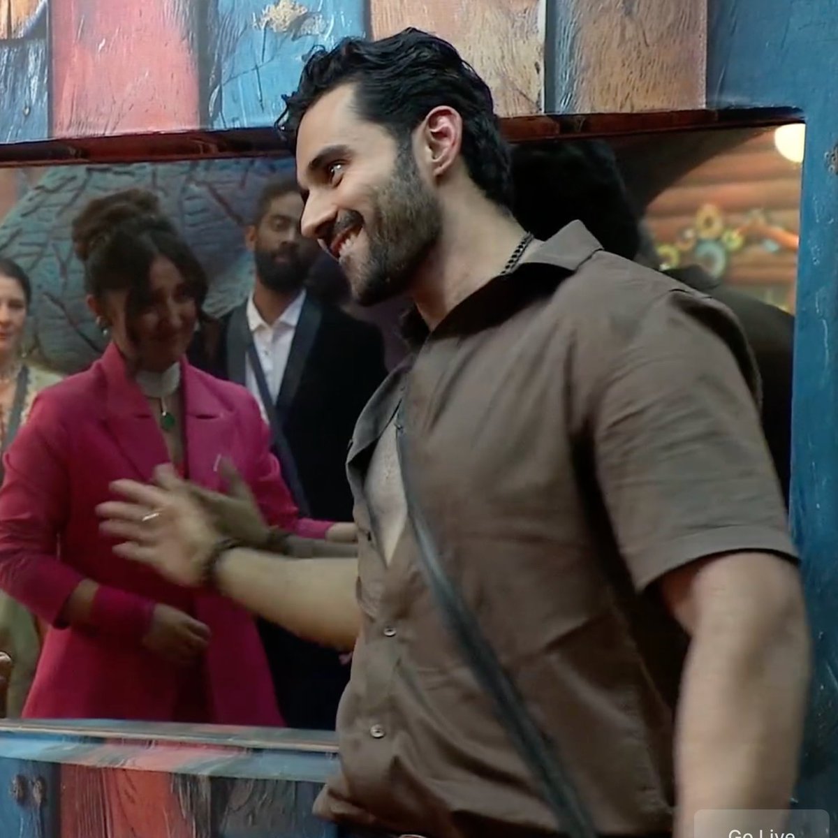 335Yash's tweet photo. He came with smile, he exits with a smile "shaan se aya tha, aur shaan se hi gaya", he will undoubtedly be unbreakable 💯

UNBEATABLE ABHISHEK BAJAJ 
SCRIPTED BB19 THUD PE 

#AbhishekBajaj𓃵 #SherDilFam https://t.co/Fdsywt2ReP