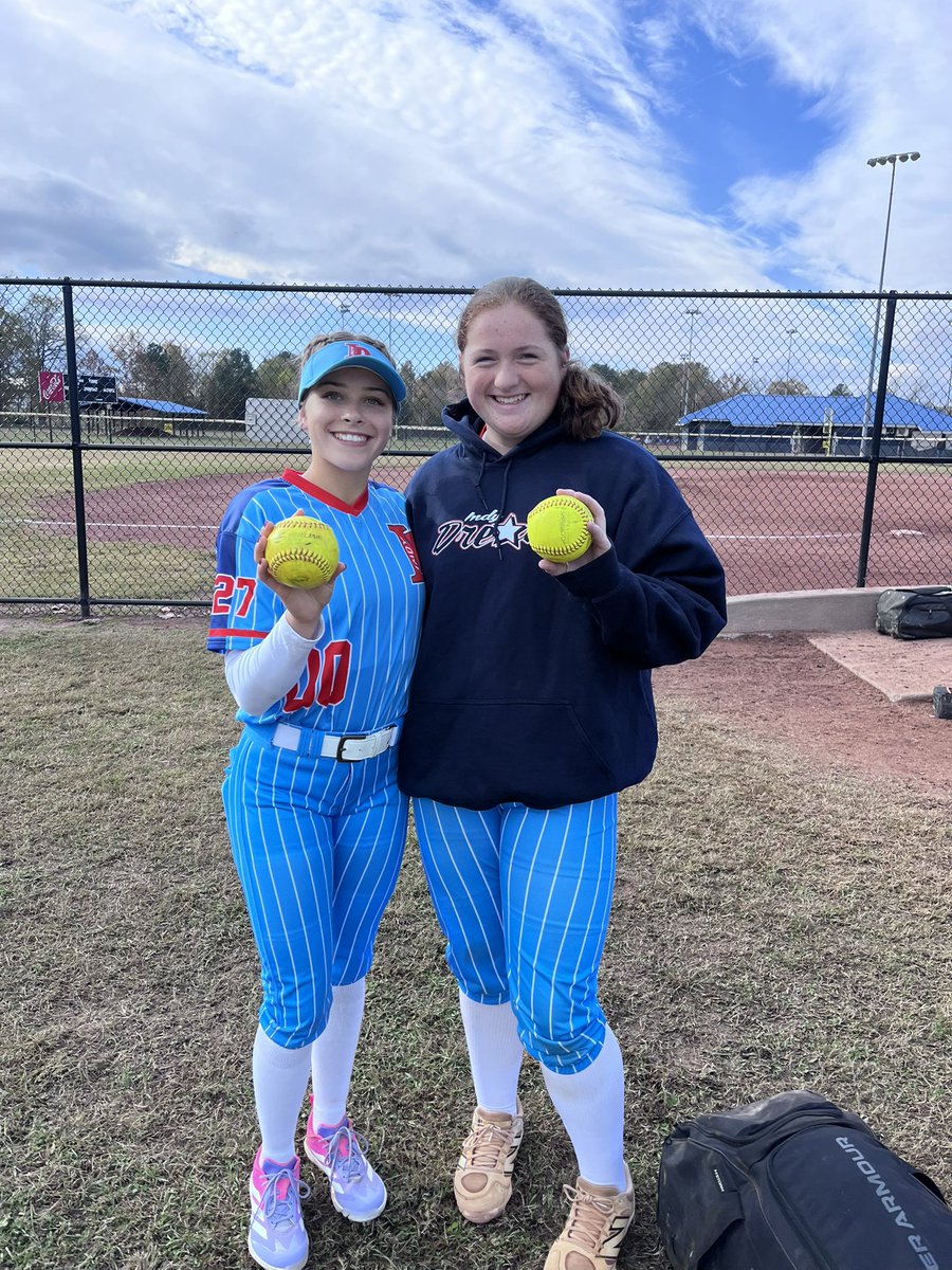 Bombs 💣 flying out everywhere at Camp Jordan. Congrats <a href="/MaddieGray2028/">Maddie.Gray2028</a> and <a href="/MollyAbbott00/">Molly Abbott</a> on those two huge bombs!  <a href="/ConnectSports_/">Connect Sports</a>