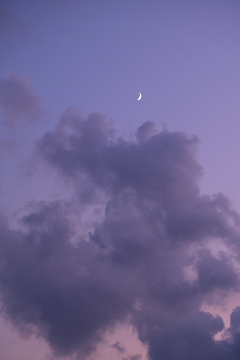 astro4pics's tweet image. Purple sky