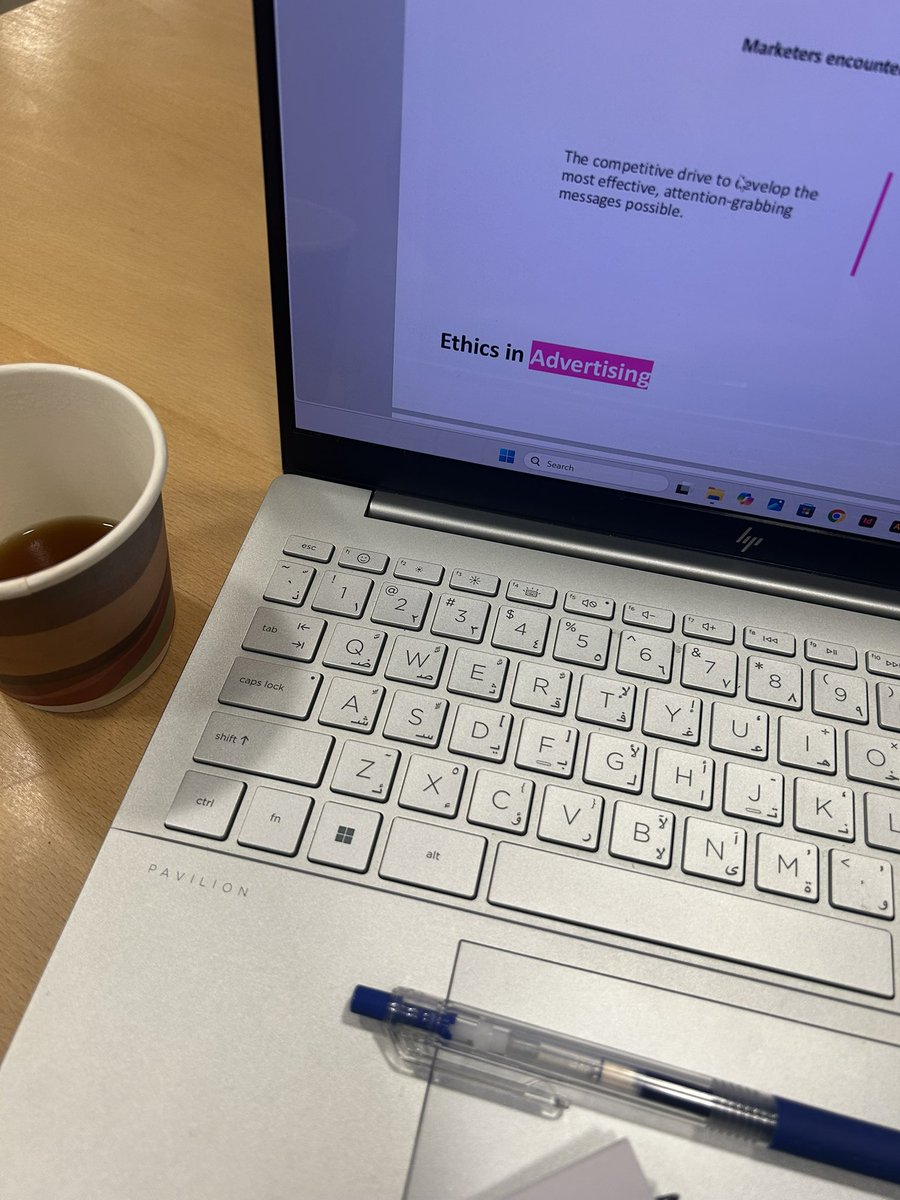 rei1w's tweet photo. اليوم جاني سؤال مباشر بالكويز وعليه درجتين ومتحمسة بحله بسرعة وفجأة وقفت لأن بالعادة ما يحطون اشياء مباشرة وقعدت ساعة افكر واخر شي طلع فعلًا مباشر https://t.co/qkgVSMpl9Z