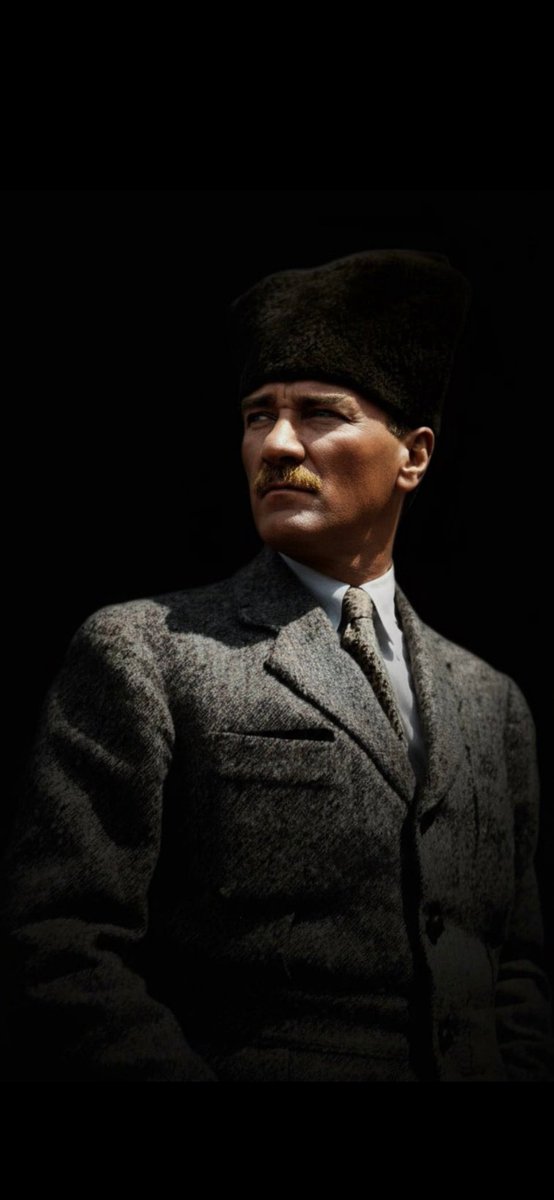 Yarın öldüğünü söyleyecekler,İNANMAYIN. 

FİKİRLER ÖLMEZ…!!!!

1881-193 ♾️
#10Kasım