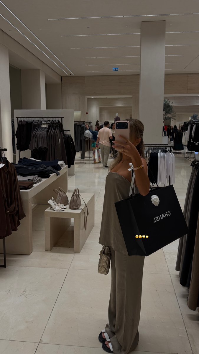 K♡ (@kiiirabee) on Twitter photo 