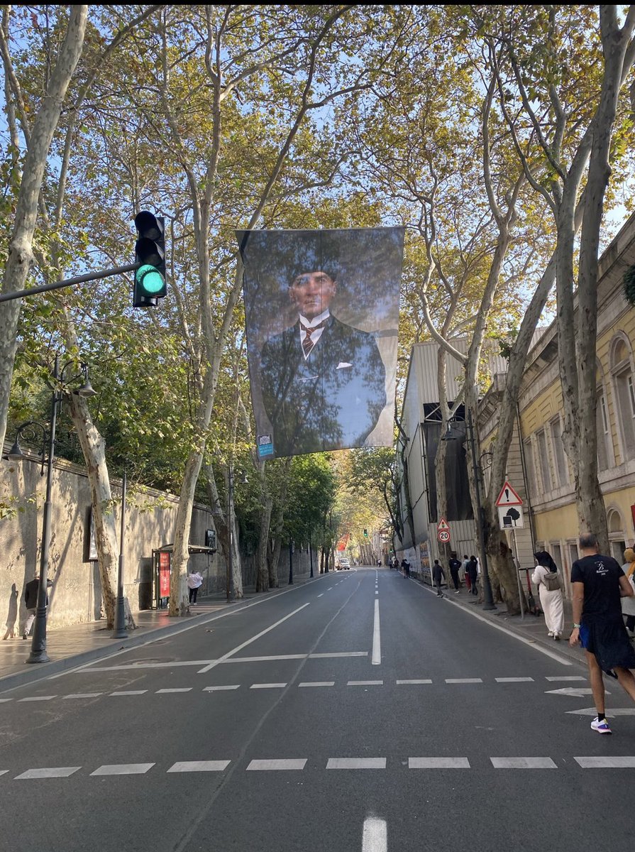 smocxek's tweet image. aşığız sana