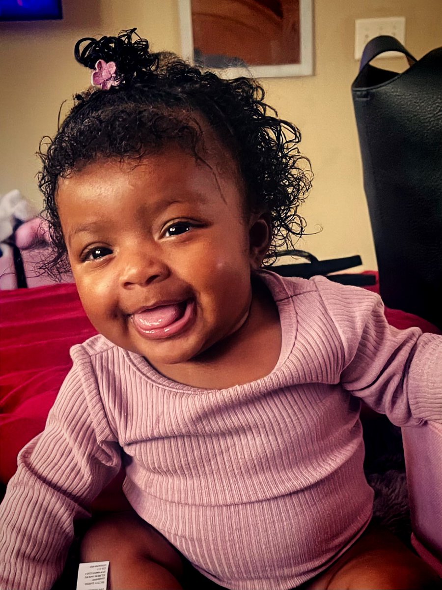 When my son was 6 mos, I’d take him to his God-Grandmom’s house. She’d smile &amp; say, “Stop sending baby food,” then serve him pot liquor, cornbread, string beans,-the whole Southern starter kit. He’s 27 now &amp; has only ever had a minor cold. I’m running the same play with Journee👍🏾