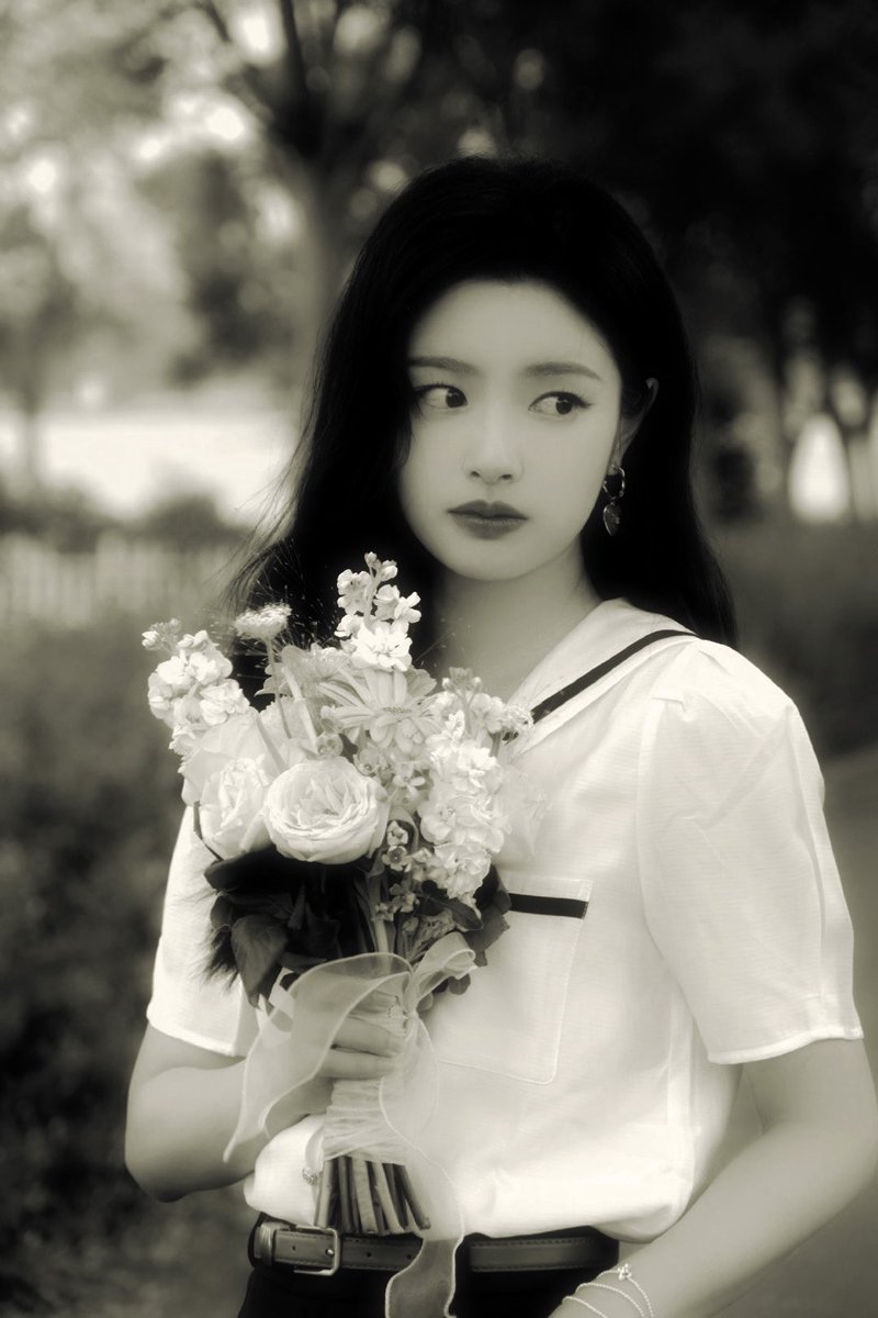 AKILAH SARASVATI. (@kanyaroen) on Twitter photo 