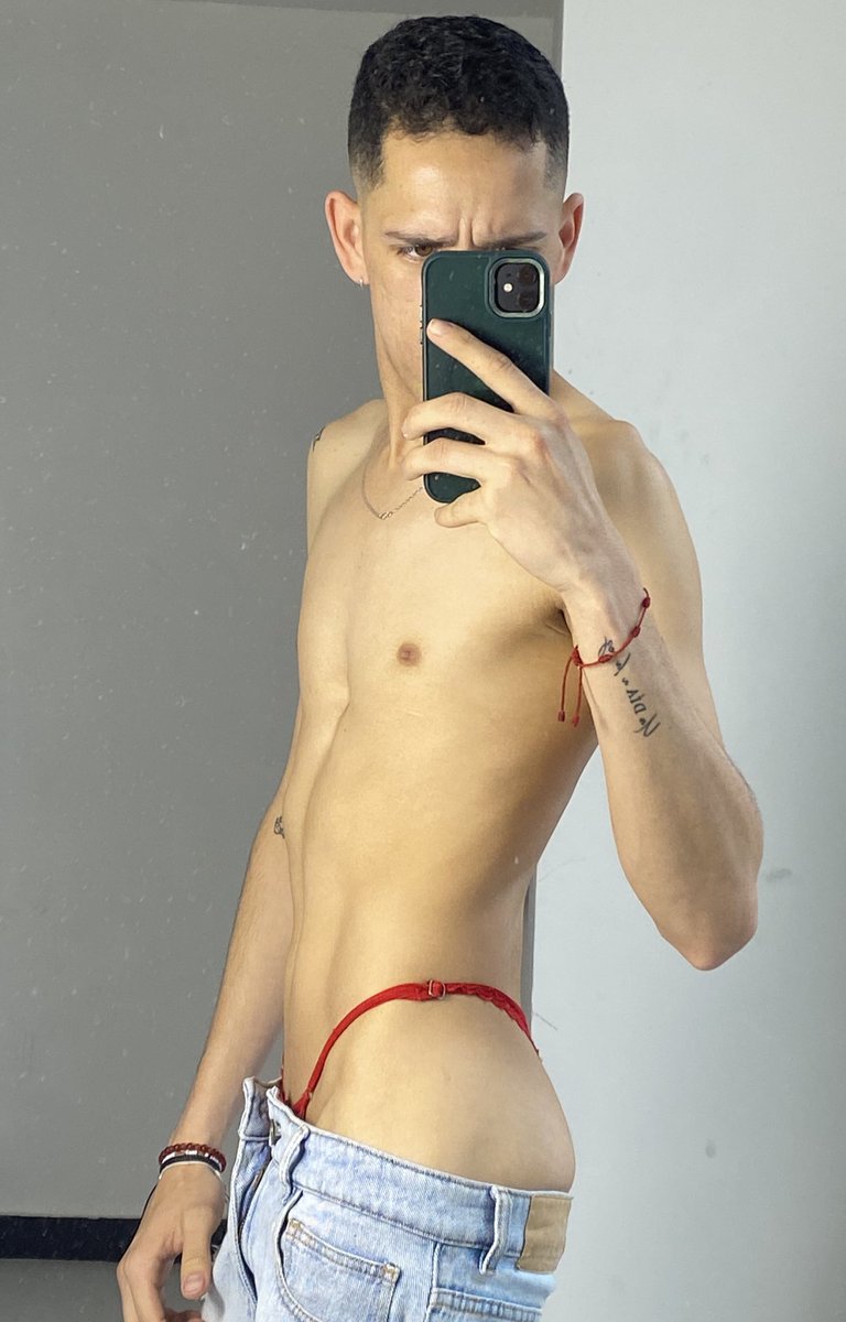 delifluo's tweet photo. Que hay para hacer ? 🔥🥵 https://t.co/GtE99oFeRW