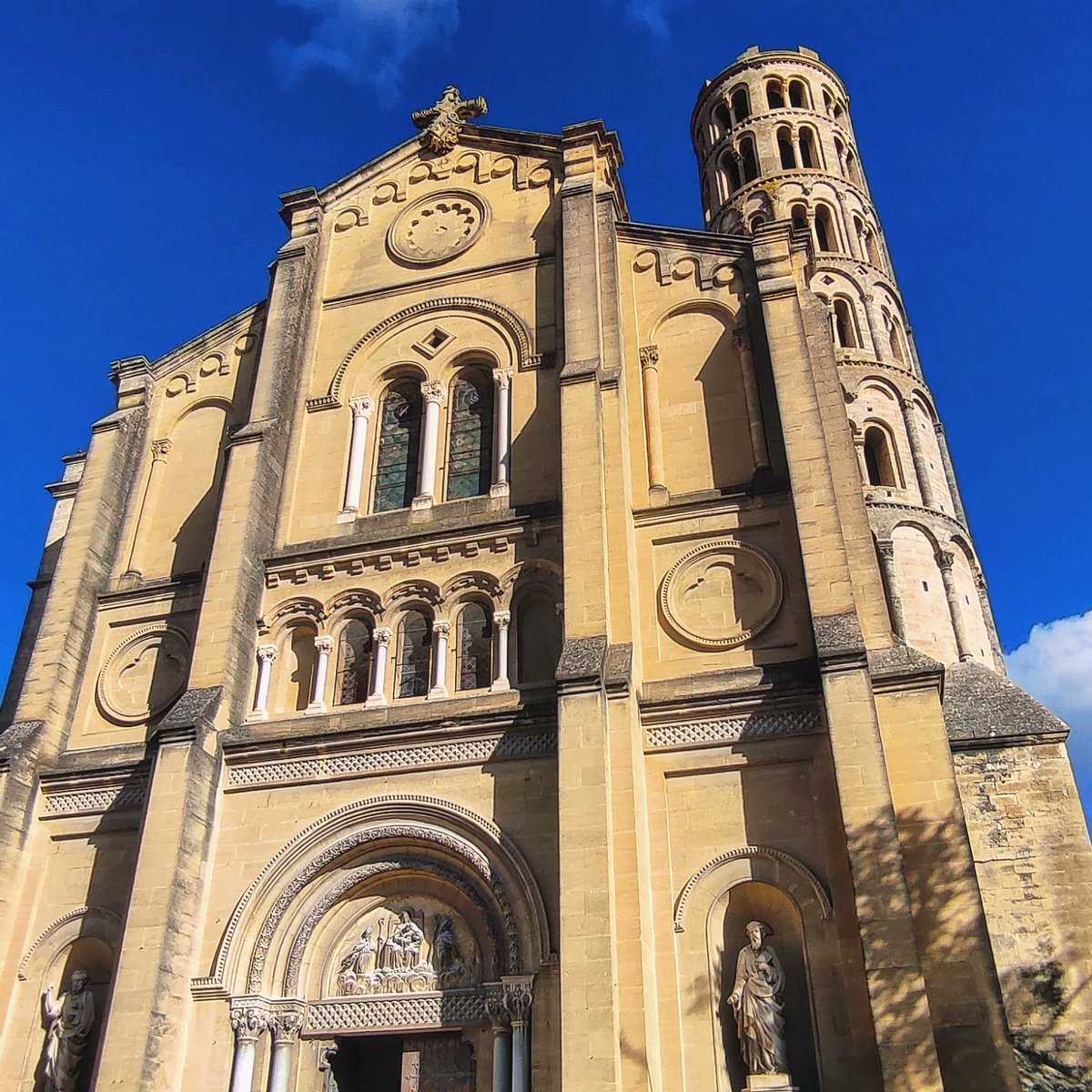 bonfils_stephan's tweet photo. Uzès 🚶 #uzes https://t.co/Ltl3hfIBr9