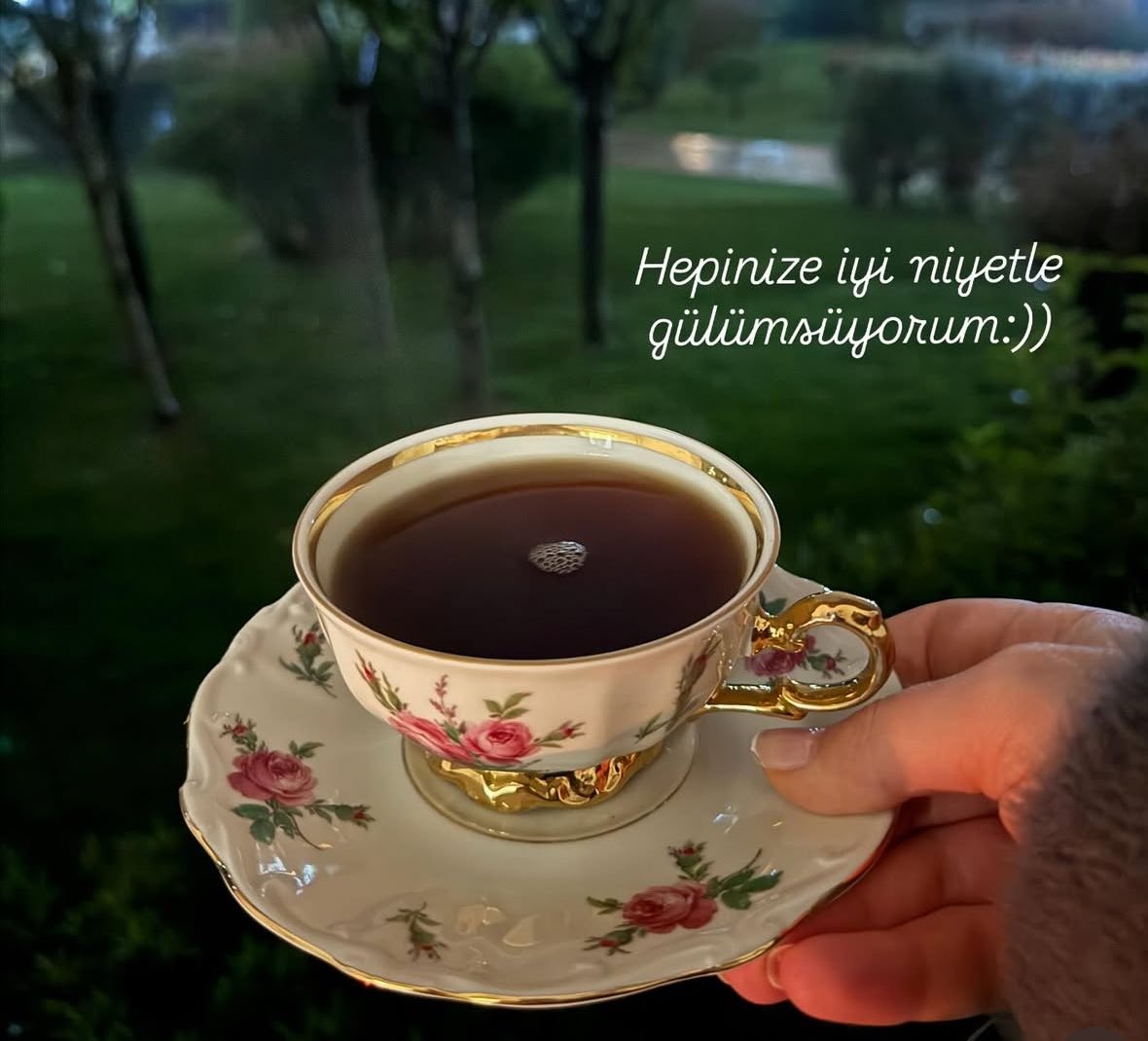 ninamilenova's tweet photo. 🎬 #biumut sonrası 💔’me yoğun bir duygusallık yükleyip🥲 (sanki hiç yokmuş gibi) eve dönüş…
“Sevgi”nin en iyi ilaç olduğunu birkez daha öğrendim…🫶🏻☕️
#home
#sevgineydi https://t.co/oGuvZxNXGz