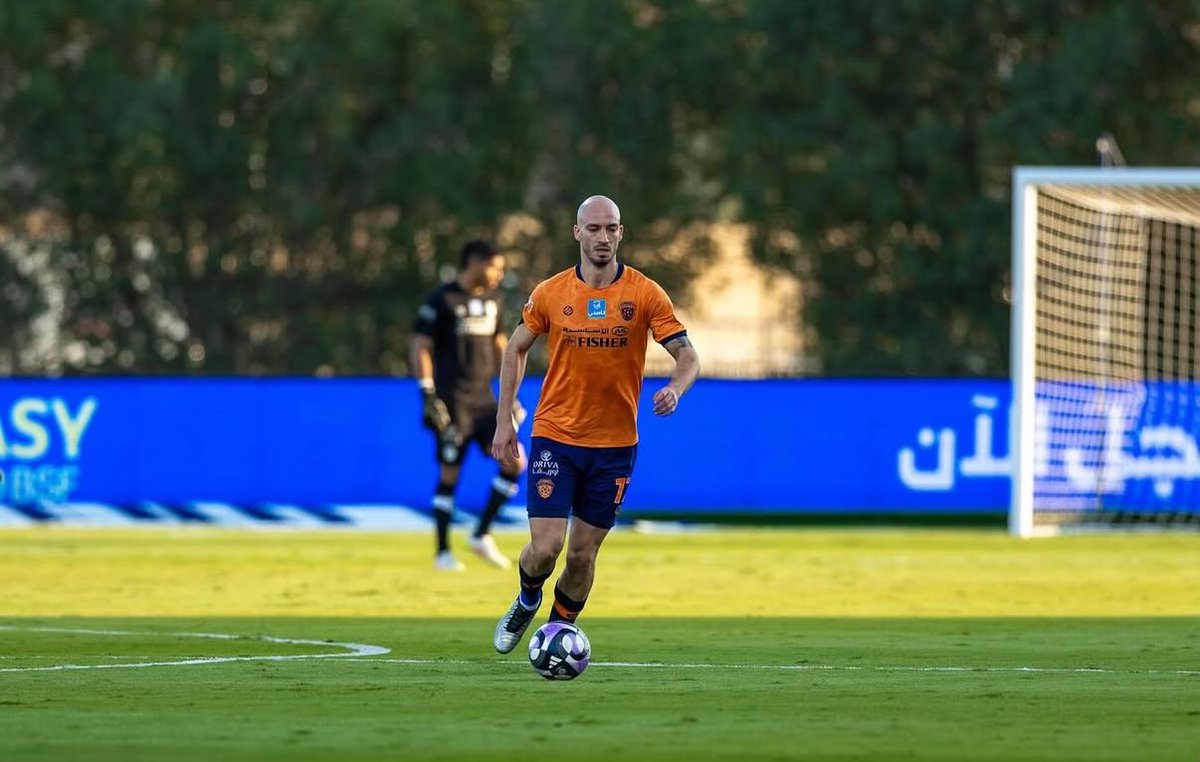 مايكل فيلانويفا لاعب #الفيحاء في الجولة الثامنة 📊:

- ✅ شباك نظيفة + 3 نقاط 
- ✅ تواجد في تشكيلة الجولة 
- ✅ 2 تمريرات خاطئة من أصل 90
- ✅2/2 ربح كرات العالية 
- ✅ 3/4 كرات طويلة ناجحة 
- ✅ فرصة وحيدة صنعها 
- ✅ الأكثر دقة في التمرير 98٪ 🔝