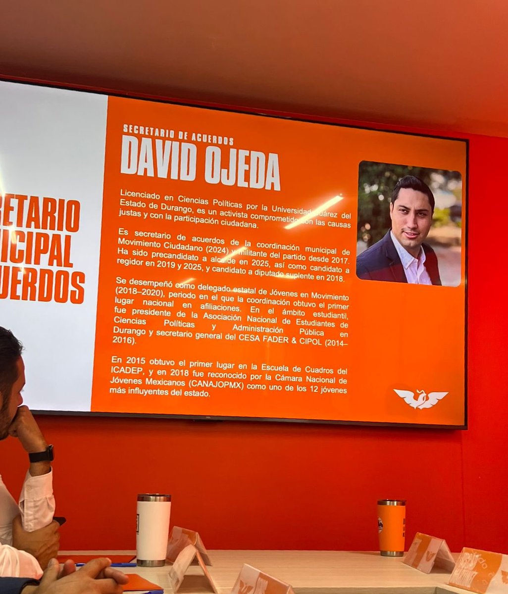 davidojedamx's tweet image. Una vez más, gracias @movciudadanomx por confiar en este activista que no se cansará de buscar oportunidades para el mejor México.

Hoy fui ratificado nuevamente como Secretario General de la primera fuerza política de la capital; Gracias @omarecasta por tu respaldo, aquí en…