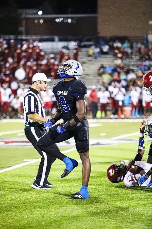 lee holmes tweet media